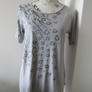 Light Grey Short Sleeve T-Shirt With Silver Animal Print Applique